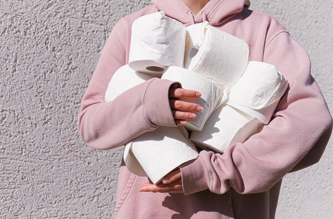 toilet wipes